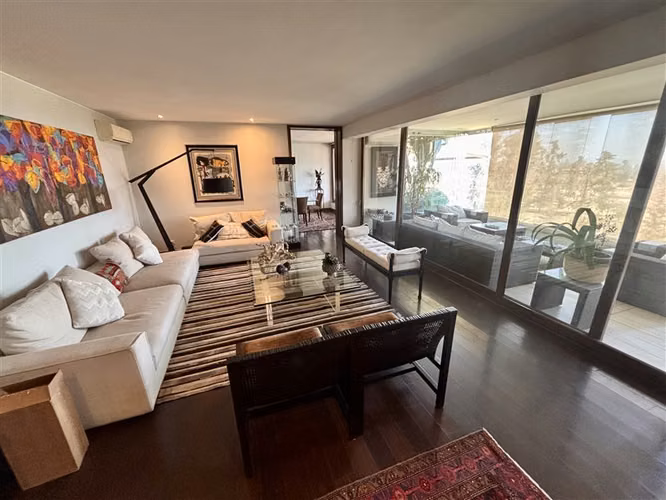 Departamento en arriendo de 3 dorm. en Vitacura