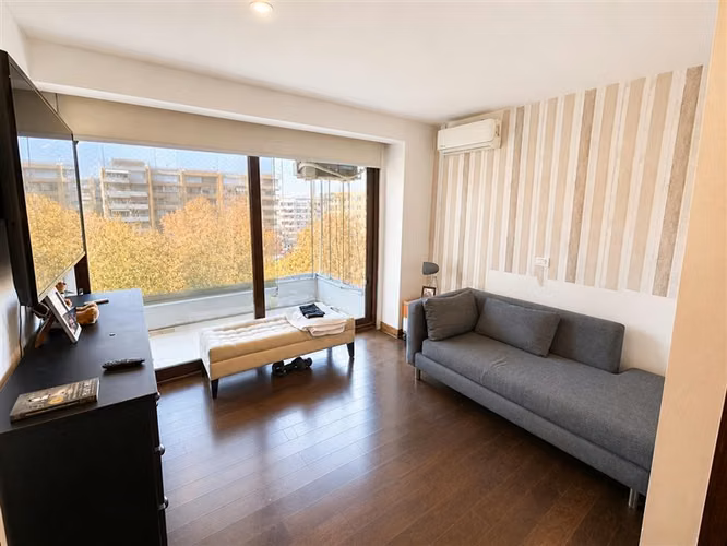 Departamento en arriendo de 3 dorm. en Vitacura
