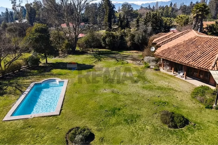 Tu hogar y pacela en las montañas de angostura
