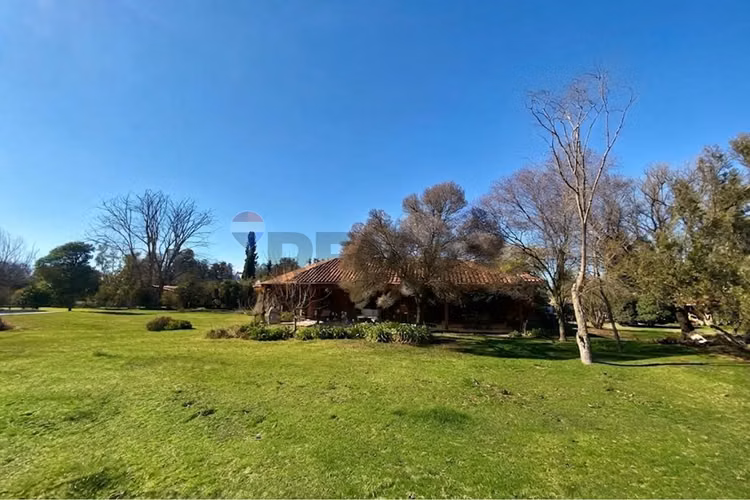 Tu hogar y pacela en las montañas de angostura