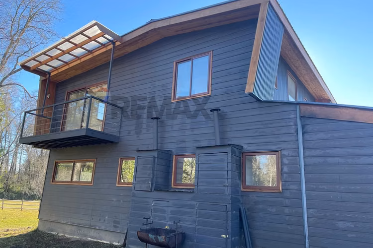 Venta casa pucon -villarrica vista al volcán.