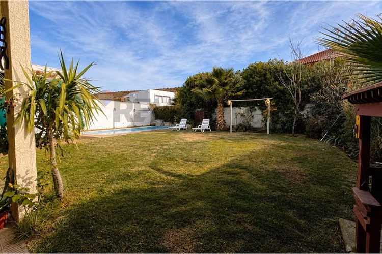 Casa condominio santa elena
