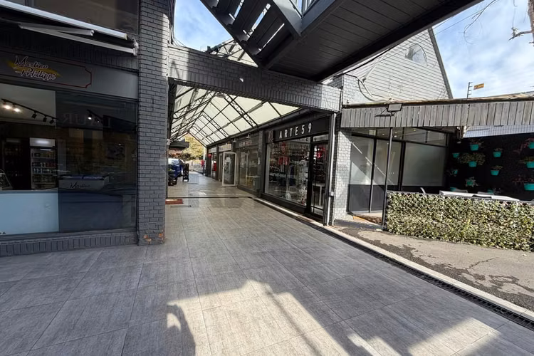 Local comercial doble con 2 pisos las pataguas - Imagen 12