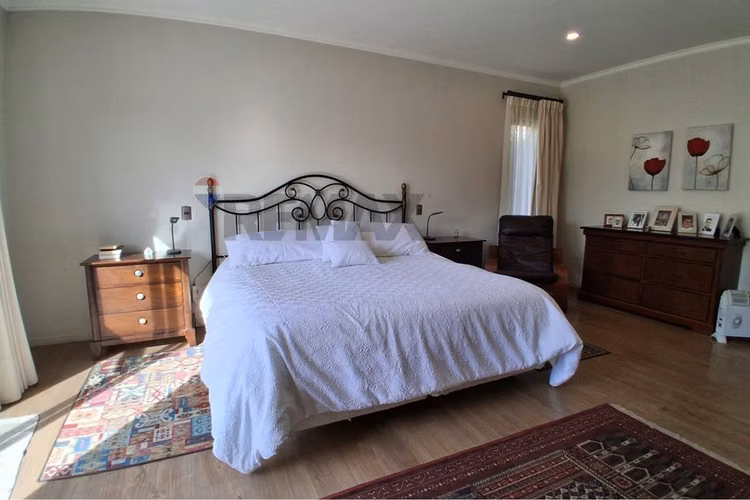Casa de 1 piso en condominio de chicureo