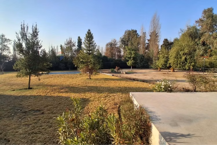 Casa de 1 piso en condominio de chicureo