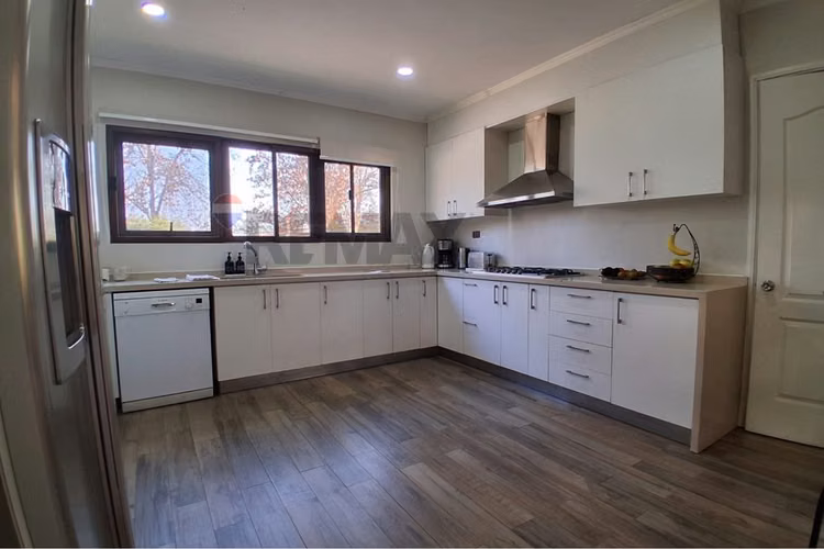 Casa de 1 piso en condominio de chicureo
