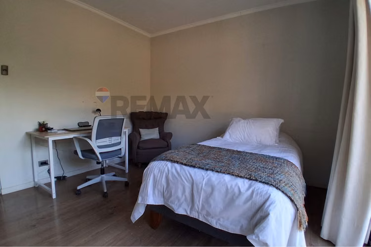 Casa de 1 piso en condominio de chicureo