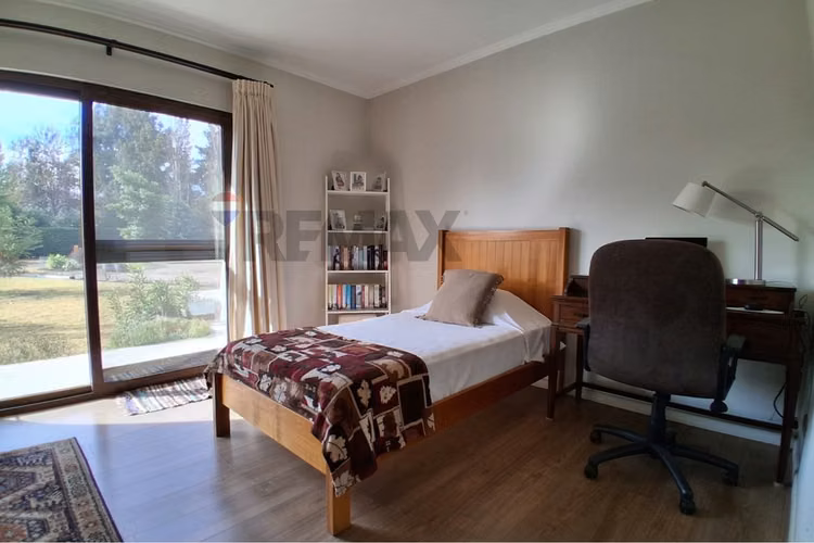 Casa de 1 piso en condominio de chicureo