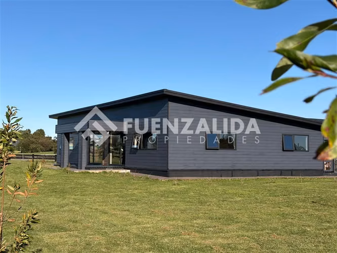 Venta Casa 3D todos en suite Condominio Santa Otilia - Imagen 3