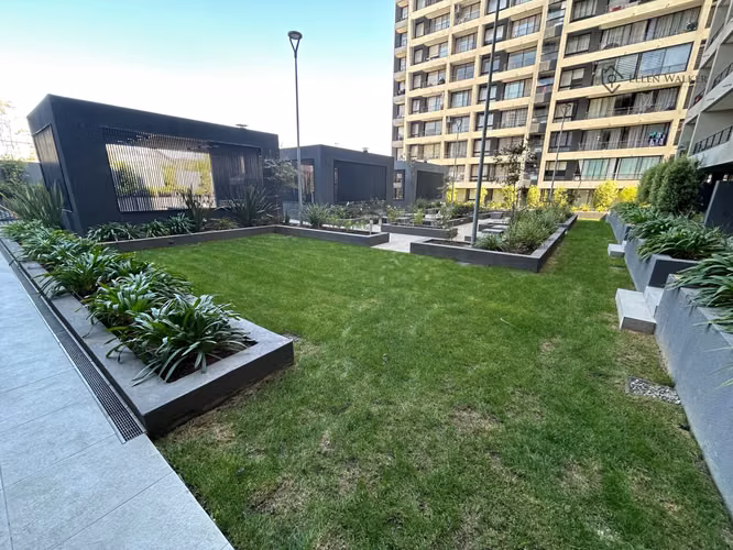 Venta, Metro Ñuble, Mariposa 2D+2B+1E+1B+1b; Semi nuevo