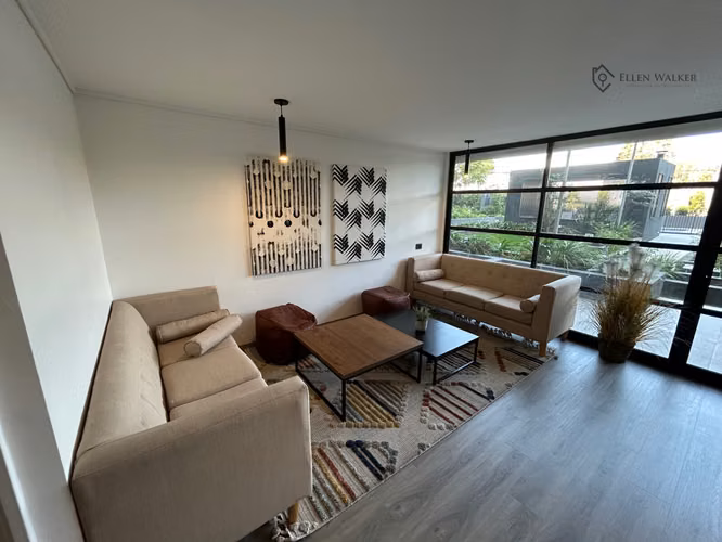 Venta, Metro Ñuble, Mariposa 2D+2B+1E+1B+1b; Semi nuevo