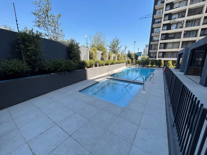 Venta, Metro Ñuble, Mariposa 2D+2B+1E+1B+1b; Semi nuevo
