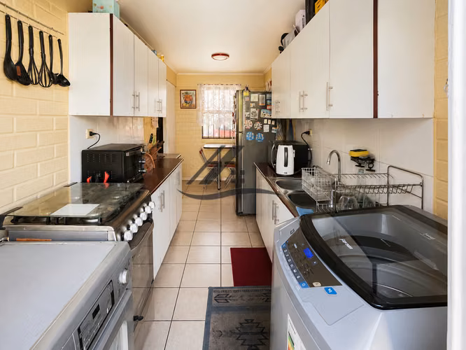 Hermosa casa de 3 dormitorios + sala de estar en exclusivo sector Reserva de Peñablanca - Imagen 9