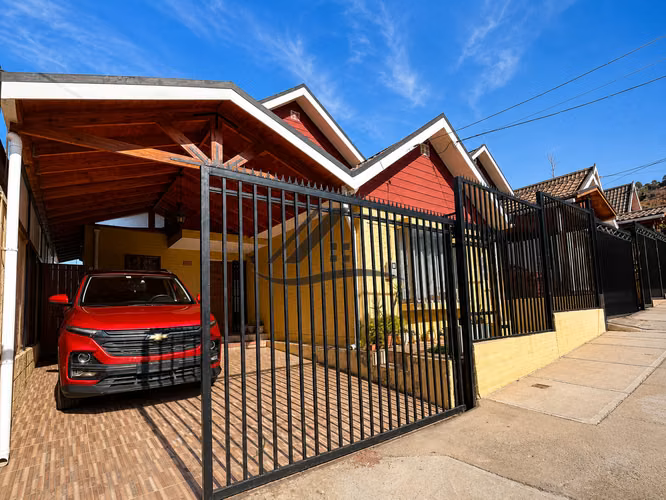 Hermosa casa de 3 dormitorios + sala de estar en exclusivo sector Reserva de Peñablanca