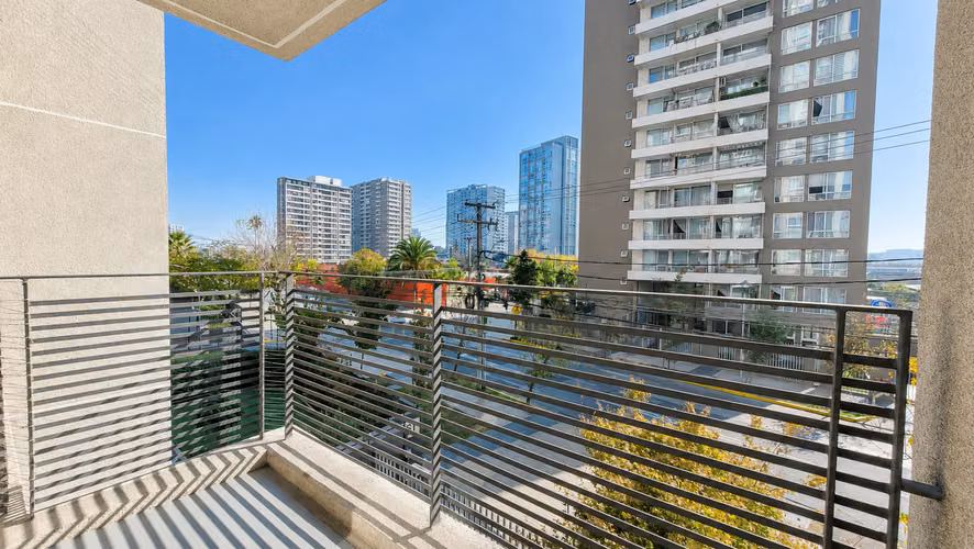 Metro Mirador / Florida Center / Arriendo Departamento