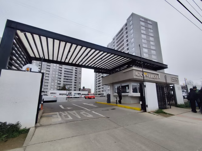 Se Arrienda Departamento en Condominio Altos de Lircay