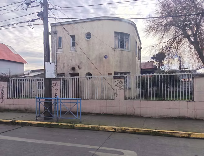 Casa Comercial Amplio Terreno Avda Colón (174777)