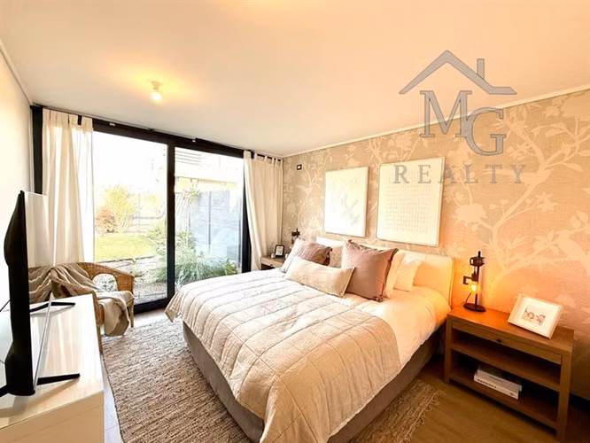Casa en venta de 3 dorm + estar ampliable y terrazaen Colina