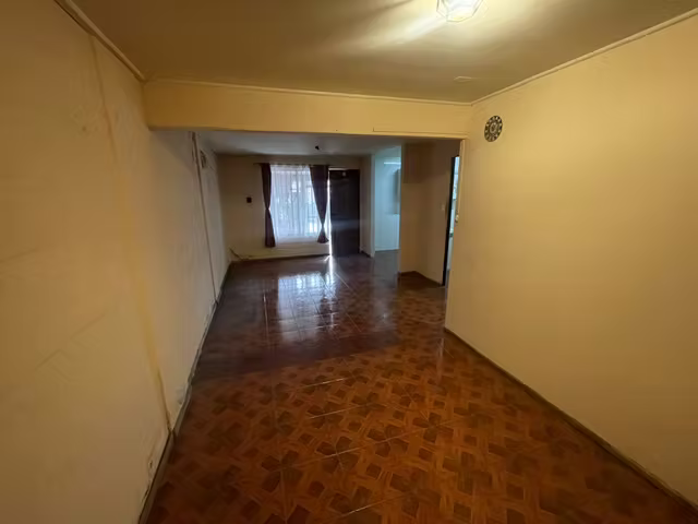 VENDE EXCELENTE CASA BOBADILLA-SAN JAVIER