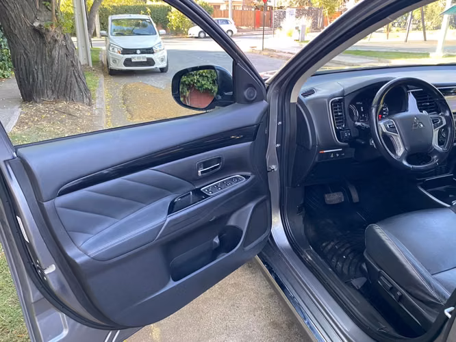 Mitsubishi Outlander Hibrida 2019