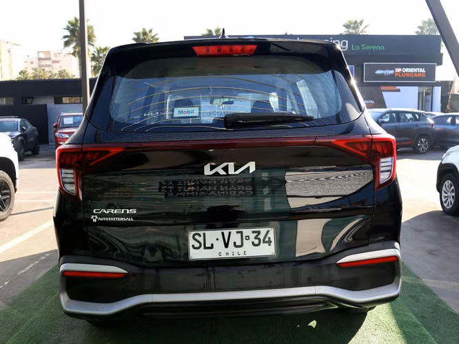 KIA CARENS 2023