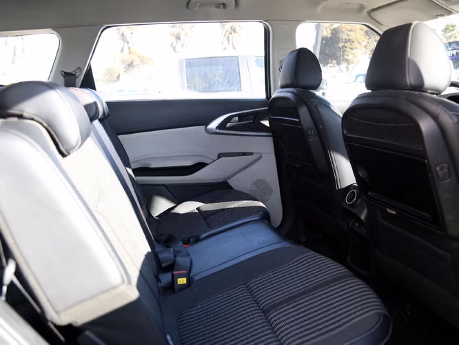 KIA CARENS 2023