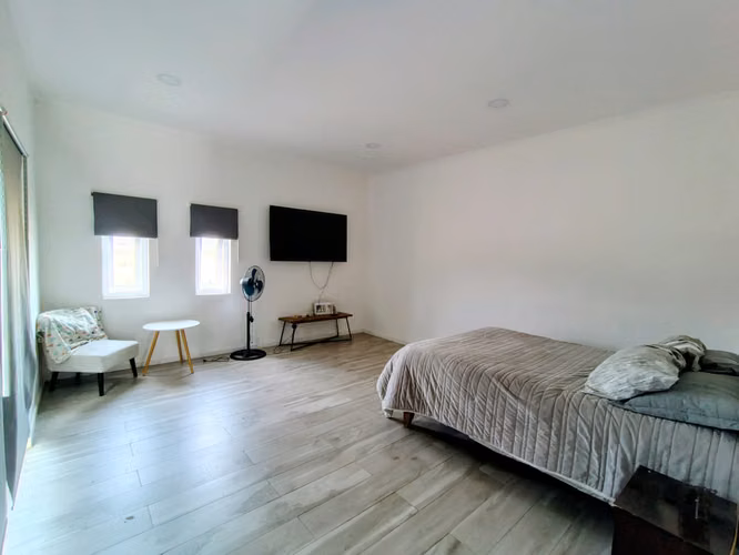 OPOTUNIDAD CASA 210 M2 EN PARCELA DE 5598 M2 LONQUEN SUR