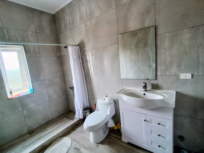 VENDO CASA EN CONDOMINIO DE 210 M2 EN PARCELA LONQUEN SUR