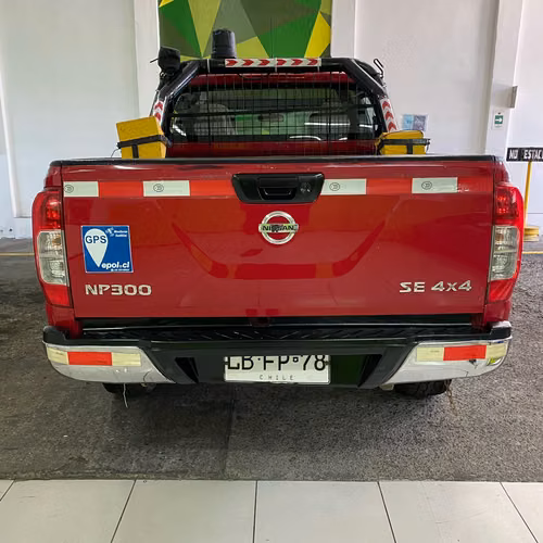 Nissan NP300 (LIBERADA) 4x4 año 2019 motor 2.3 modelo SE MT 4