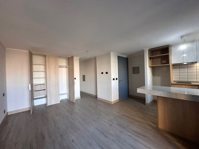 Arriendo Estudio en Metro Monseñor Eyzaguirre