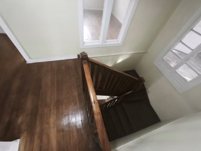 Casona Patrimonial en Cerro Castillo | 551 m² Terreno | Vista Panorámica