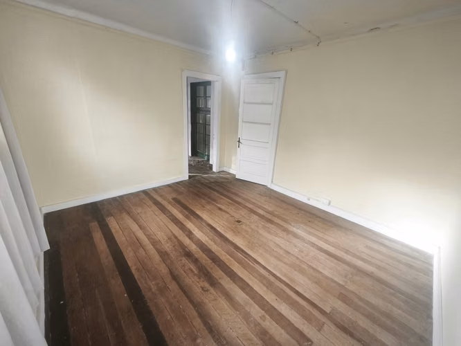 Casona Patrimonial en Cerro Castillo | 551 m² Terreno | Vista Panorámica