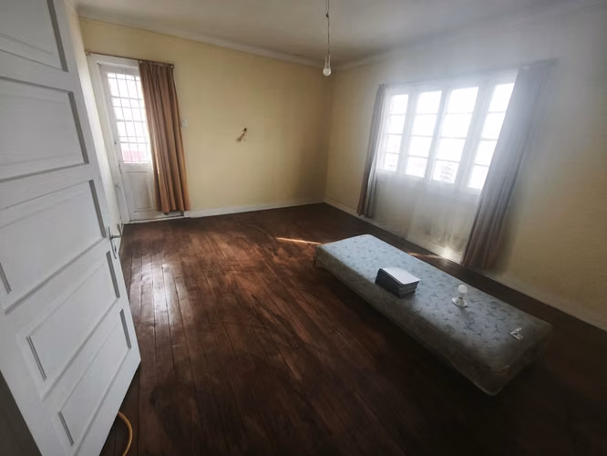 Casona Patrimonial en Cerro Castillo | 551 m² Terreno | Vista Panorámica