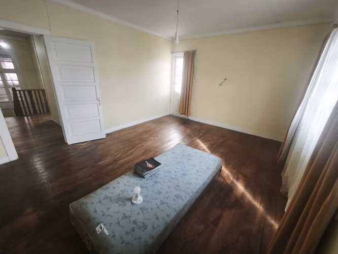 Casona Patrimonial en Cerro Castillo | 551 m² Terreno | Vista Panorámica