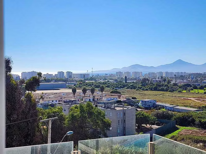 Moderno Depto. con Vistas Despejadas (174790)