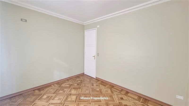 Casa en arriendo de 5D 3B Piscina y depto. interior Ñuñoa