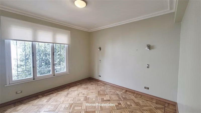 Casa en arriendo de 5D 3B Piscina y depto. interior Ñuñoa