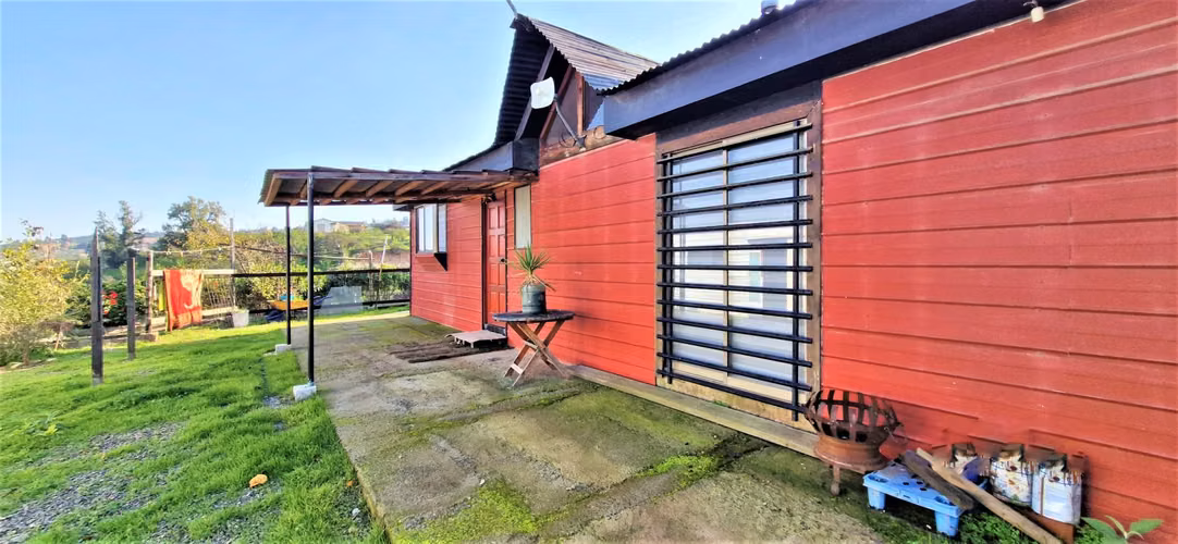 Parcela con casa en venta en Limache, 5.000 m2. -
