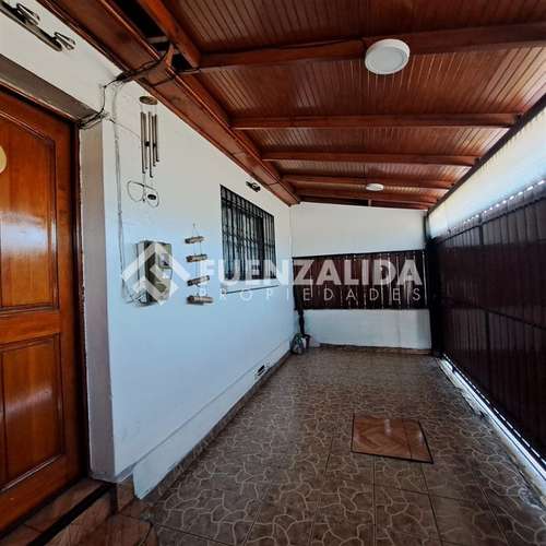 Oportunidad Casa en venta de 4 dorm. en San Joaquín