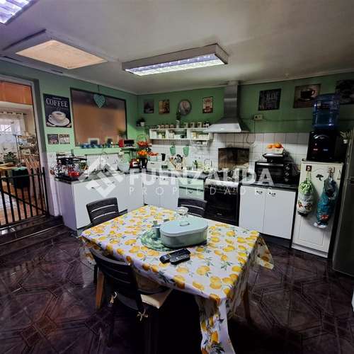 Oportunidad Casa en venta de 4 dorm. en San Joaquín