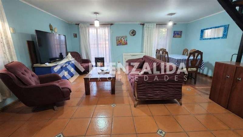 Casa en venta de 4 dorm. en Peñalolén - Imagen 2