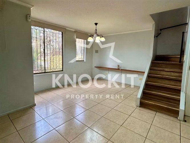 Arriendo Casa con Patio y Quincho 3D3B El Montijo Renca - Imagen 5