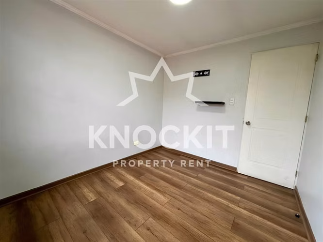 Arriendo Casa con Patio y Quincho 3D3B El Montijo Renca - Imagen 14