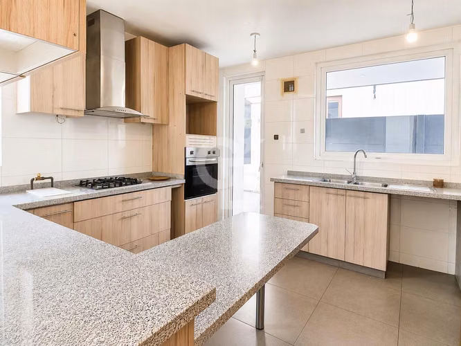 Casa 4D+S Chamisero Condominio Lomas Bajó UF 550