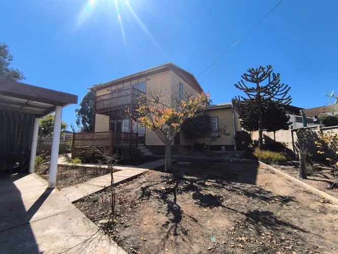 CASA EN CONDOMINIO EN EL QUISCO
