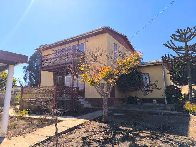 CASA EN CONDOMINIO EN EL QUISCO