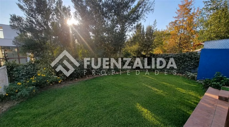 Casa en venta en condominio sector Arboretum