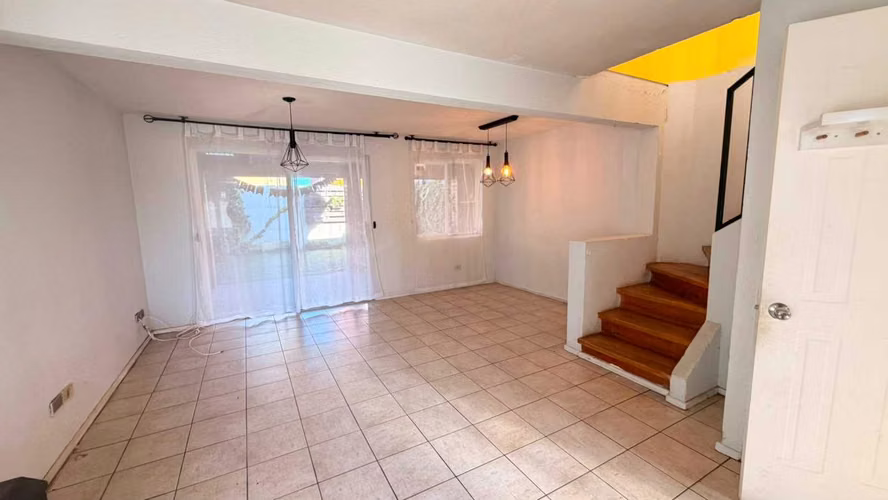 Venta casa cercana outlet San Pedro (174795)