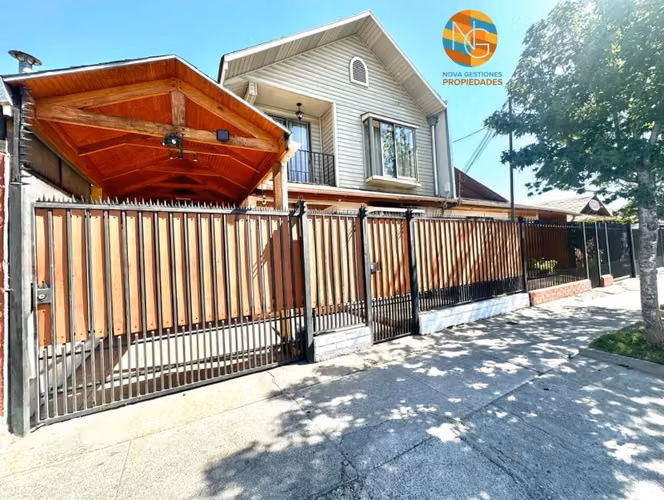 Casa en venta ,4D+2B,Villa Los Aromos, Puente Alto