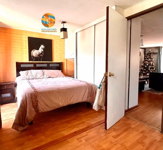 Casa en venta ,4D+2B,Villa Los Aromos, Puente Alto